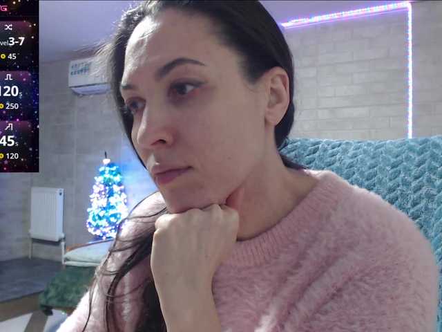 Marina4Love's BongaCams show and profile