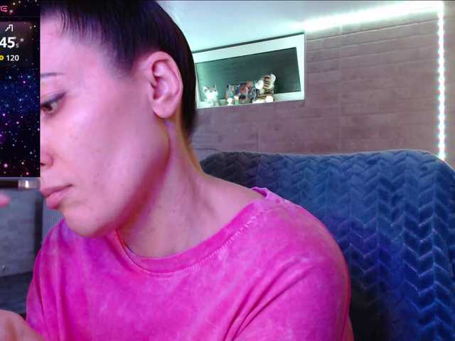 Marina4Love's BongaCams show and profile