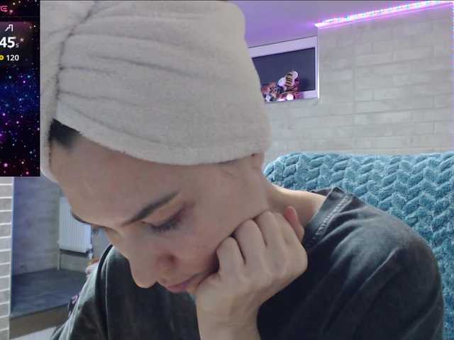 Marina4Love's BongaCams show and profile