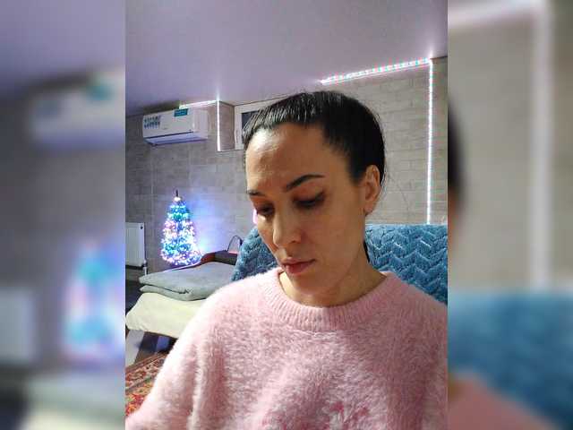 Marina4Love's BongaCams show and profile