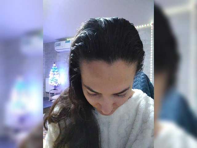 Marina4Love's BongaCams show and profile