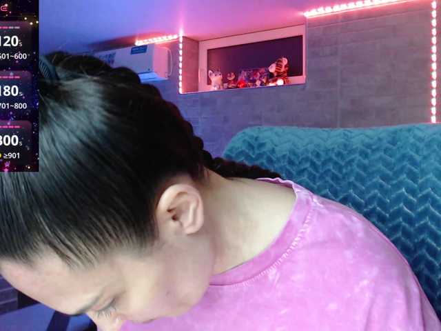 Marina4Love's BongaCams show and profile