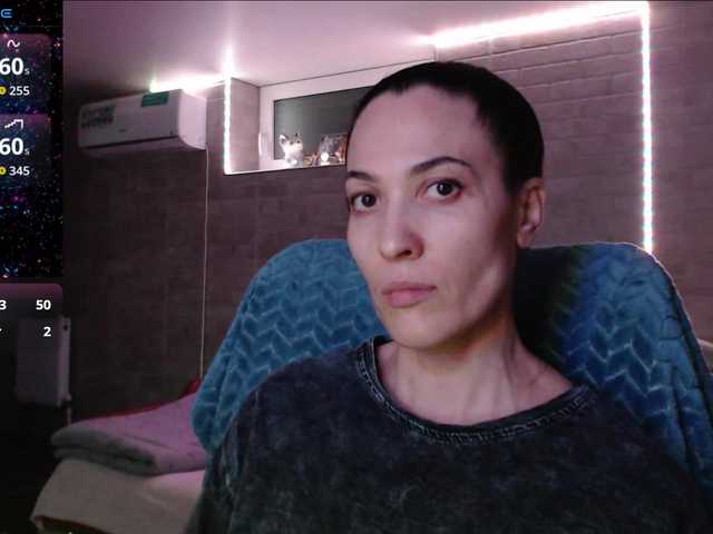 Marina4Love's BongaCams show and profile