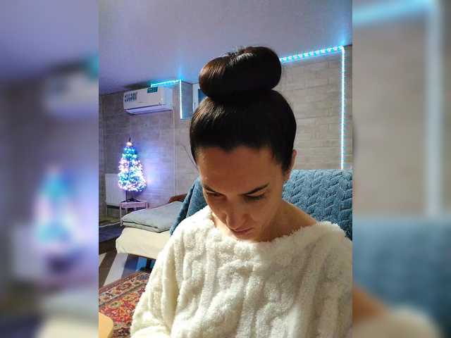 Marina4Love's BongaCams show and profile