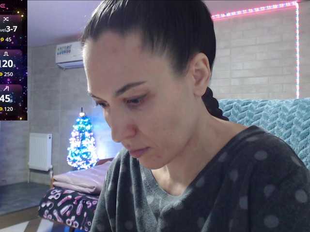 Marina4Love's BongaCams show and profile