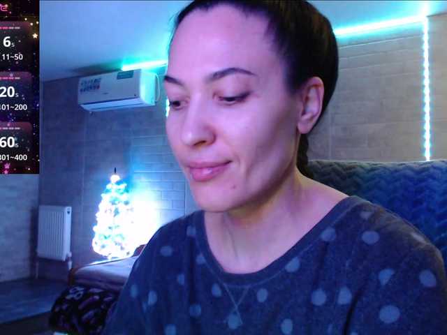 Marina4Love's BongaCams show and profile