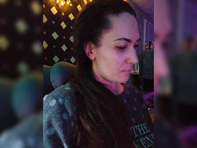 Marina4Love's BongaCams show and profile