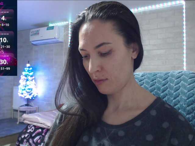 Marina4Love's BongaCams show and profile