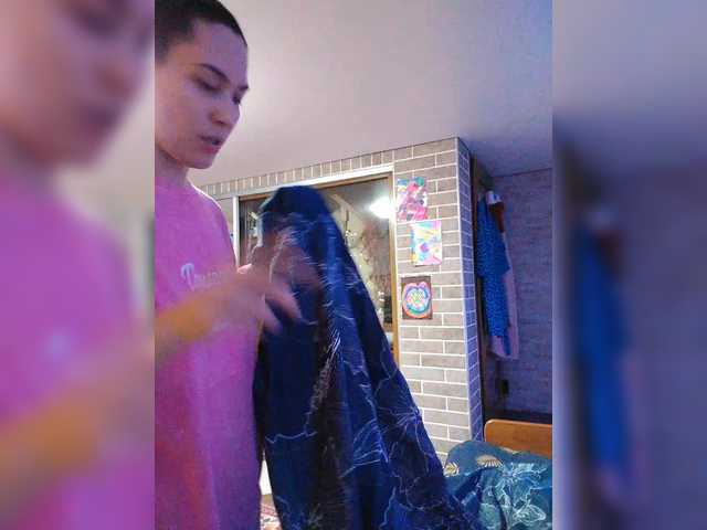 Marina4Love's BongaCams show and profile