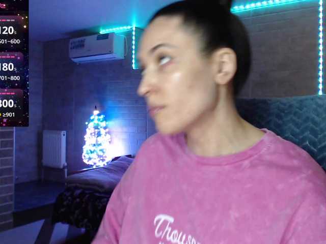 Marina4Love's BongaCams show and profile