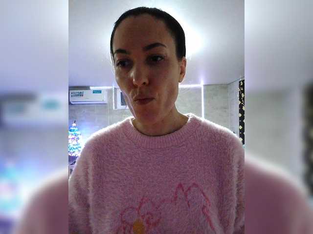 Marina4Love's BongaCams show and profile