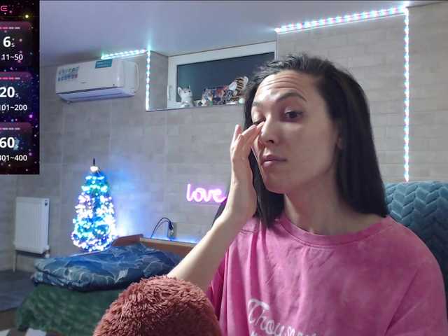 Marina4Love's BongaCams show and profile
