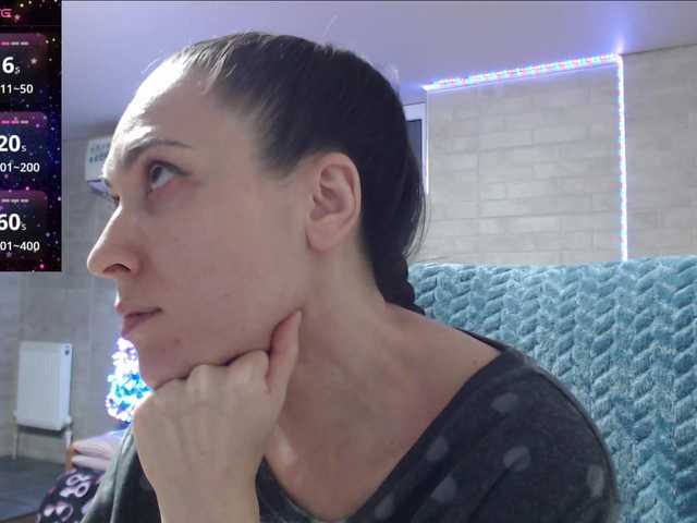 Marina4Love's BongaCams show and profile