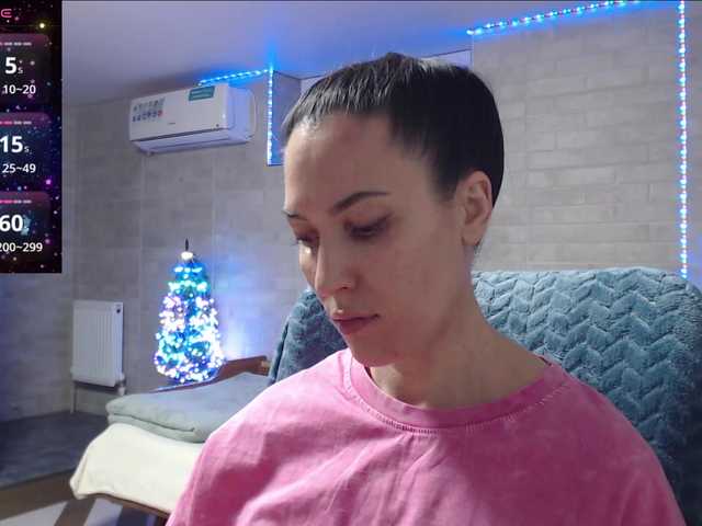 Marina4Love's BongaCams show and profile