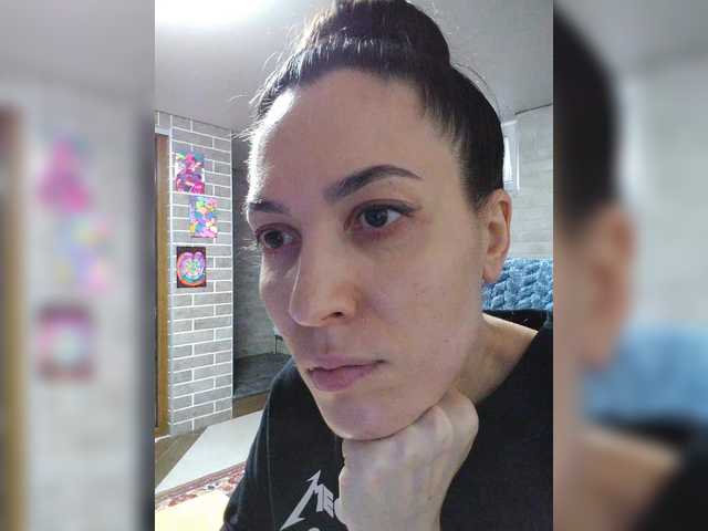 Marina4Love's BongaCams show and profile