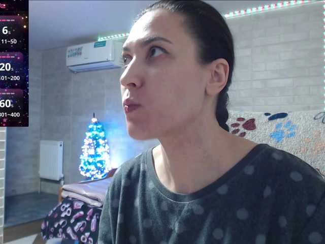 Marina4Love's BongaCams show and profile