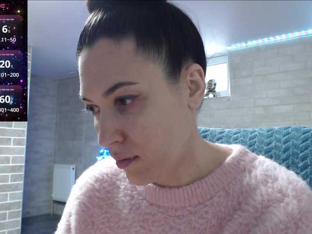 Marina4Love's BongaCams show and profile