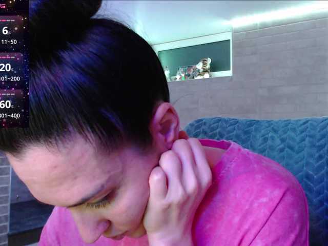 Marina4Love's BongaCams show and profile