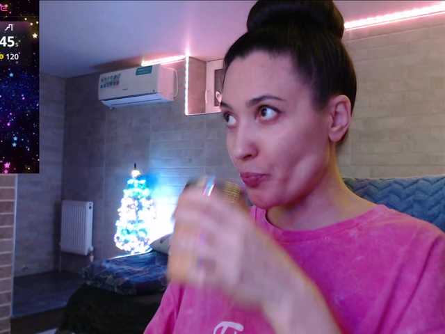 Marina4Love's BongaCams show and profile