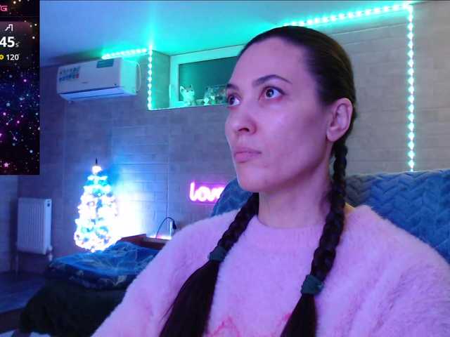 Marina4Love's BongaCams show and profile