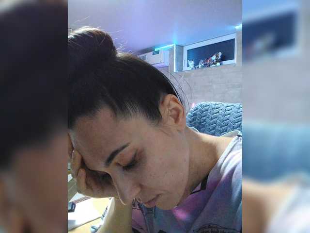 Marina4Love's BongaCams show and profile