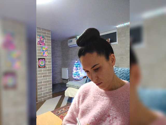 Marina4Love's BongaCams show and profile