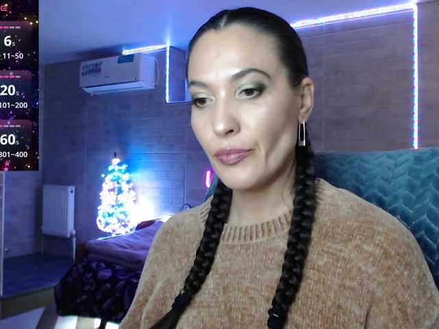 Marina4Love's BongaCams show and profile