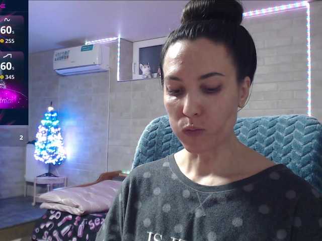 Marina4Love's BongaCams show and profile