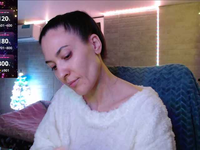 Marina4Love's BongaCams show and profile