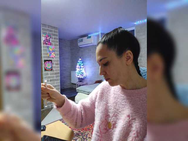 Marina4Love's BongaCams show and profile