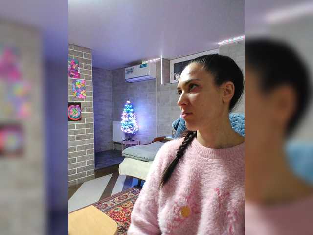 Marina4Love's BongaCams show and profile