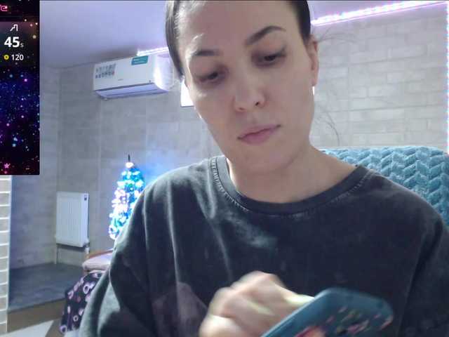 Marina4Love's BongaCams show and profile