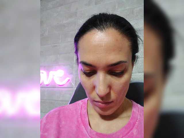 Marina4Love's BongaCams show and profile