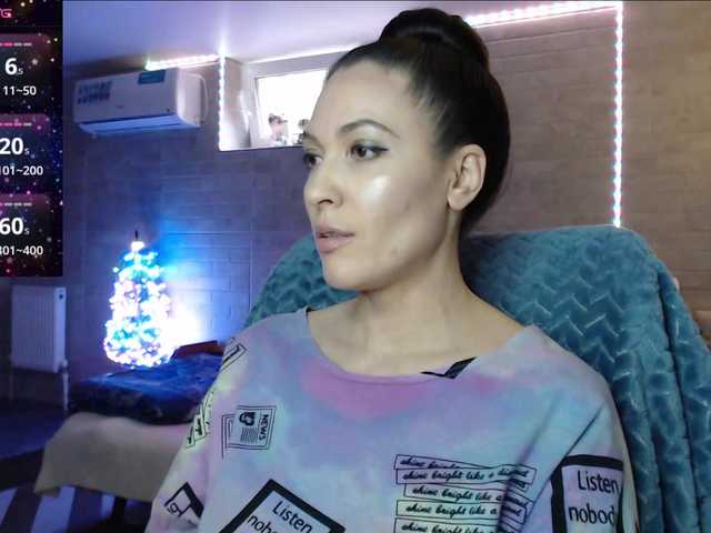 Marina4Love's BongaCams show and profile