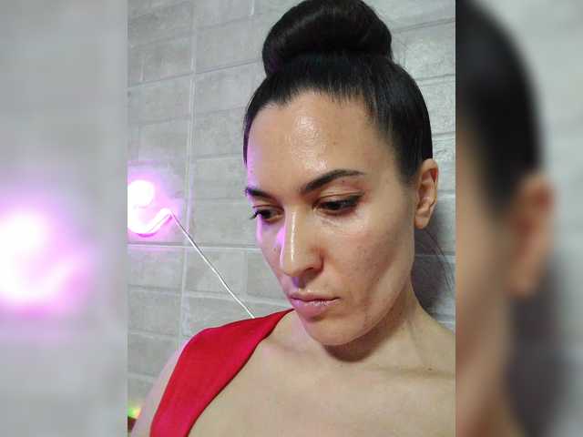 Marina4Love's BongaCams show and profile