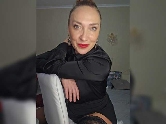 Stella888's BongaCams show and profile