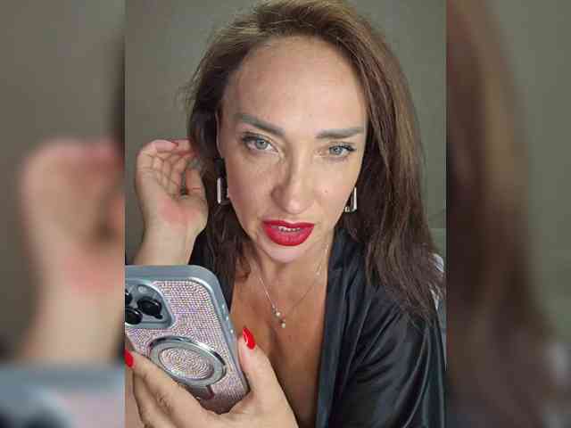 Miss_Stella webcam