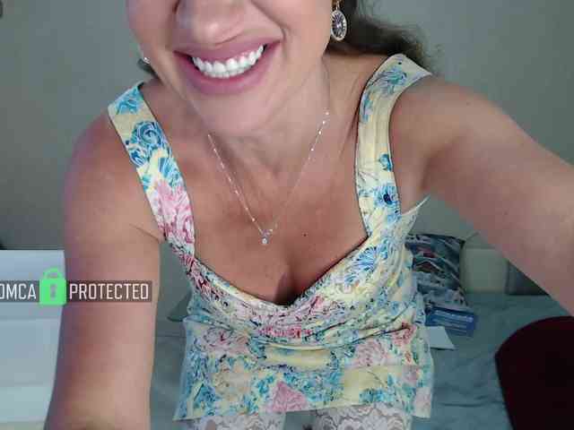 Miss_Stella webcam