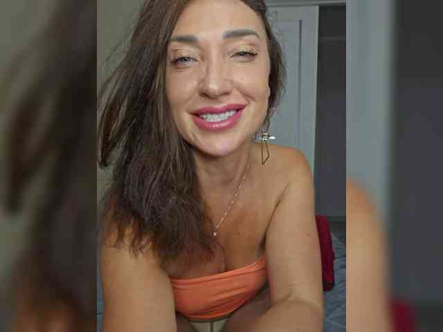 Miss_Stella webcam