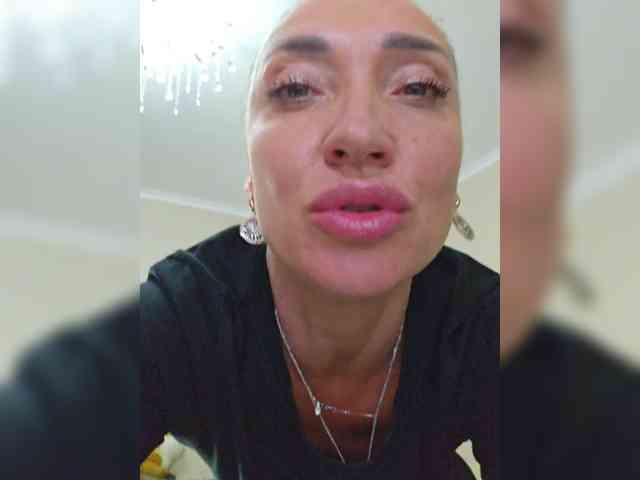 Miss_Stella webcam