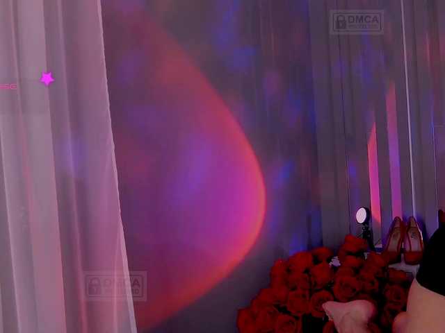 Marisa12's BongaCams show and profile