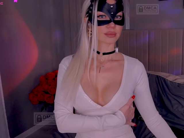 Marisa12's BongaCams show and profile