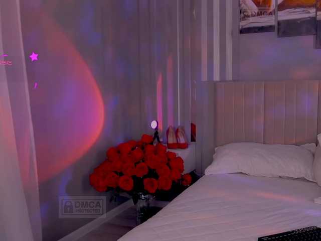 Marisa12's BongaCams show and profile