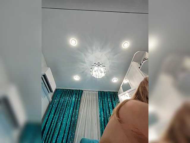 EvelynDreamy's BongaCams show and profile