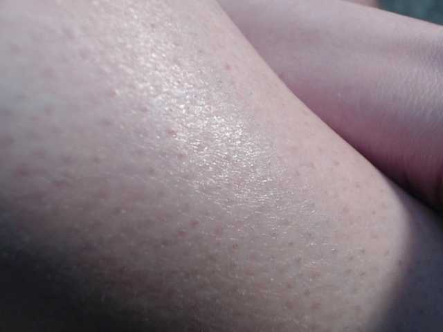 Alida-2's BongaCams show and profile