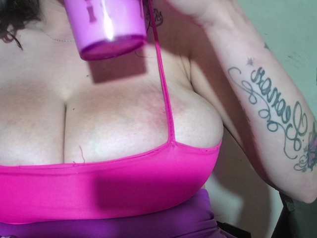 melanyissabel's BongaCams show and profile