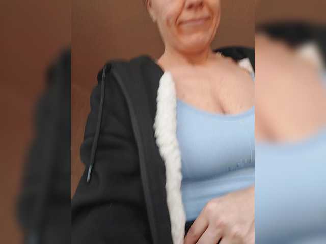 Kissaam's BongaCams show and profile