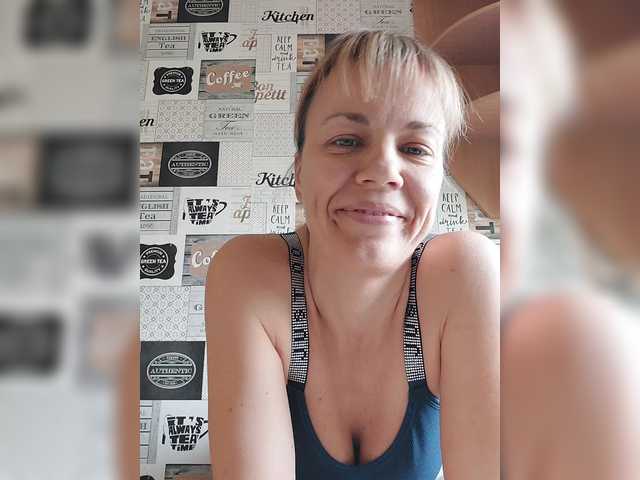 Kissaam's BongaCams show and profile