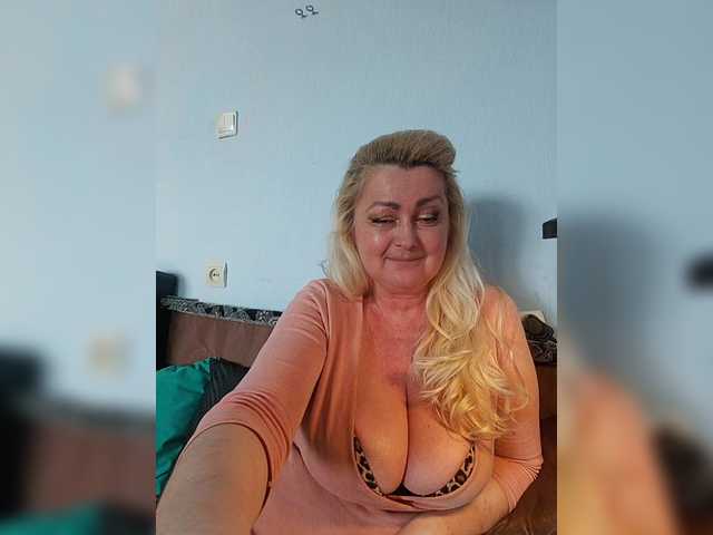 vetaru's BongaCams show and profile