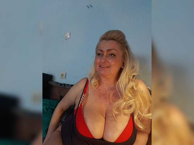 vetaru's BongaCams show and profile